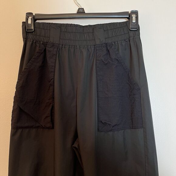 AUTHENTIC NIKE WOMEN CUFFED TRACK PANTS Sz M Preowned Hiking Running - Picture 3 of 8